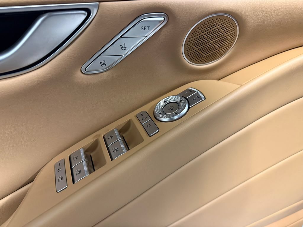 Certified 2025 Genesis G80 2.5T AWD/4WD image 26