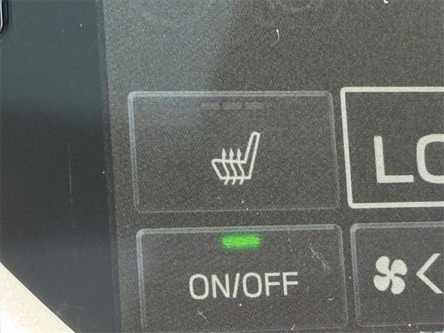 New 2025 Subaru Ascent Limited image 17