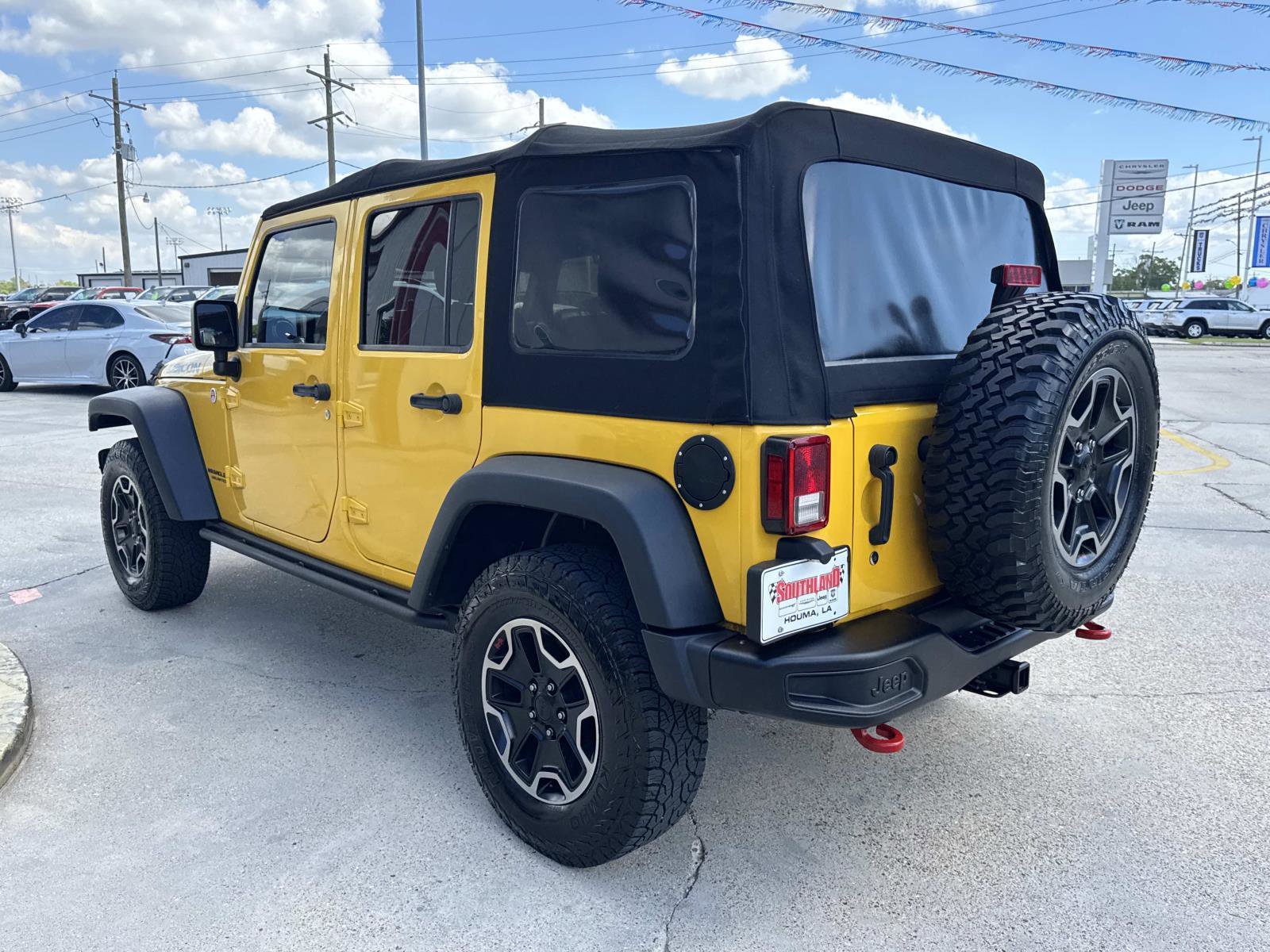 Used 2015 Jeep Wrangler Unlimited Rubicon image 5