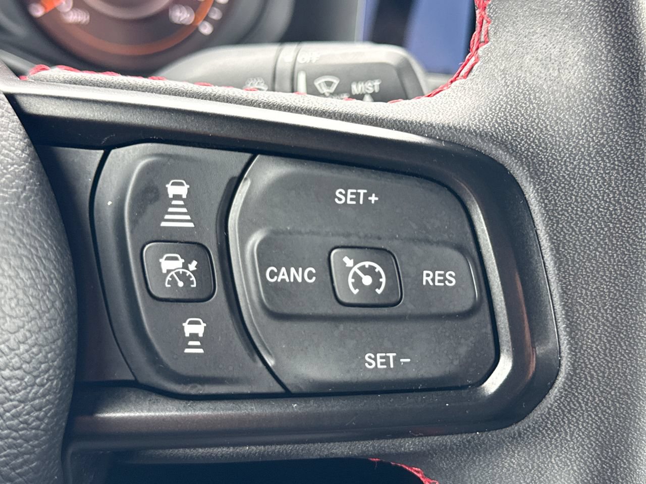 Used 2024 Jeep Wrangler Unlimited Rubicon w/ Technology Group AWD/4WD image 22