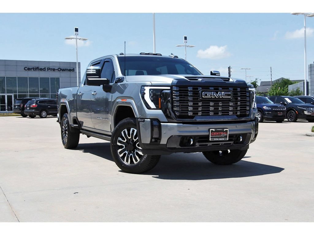 Used 2024 GMC Sierra 2500 Denali Ultimate w/ Snow Plow Prep/Camper Package AWD/4WD image 1