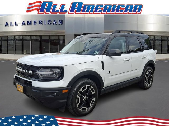 Certified 2024 Ford Bronco Sport Outer Banks w/ Tech Package AWD/4WD image 1