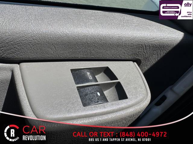 Used 2020 Chevrolet Express 3500 w/ Driver Convenience Package image 36