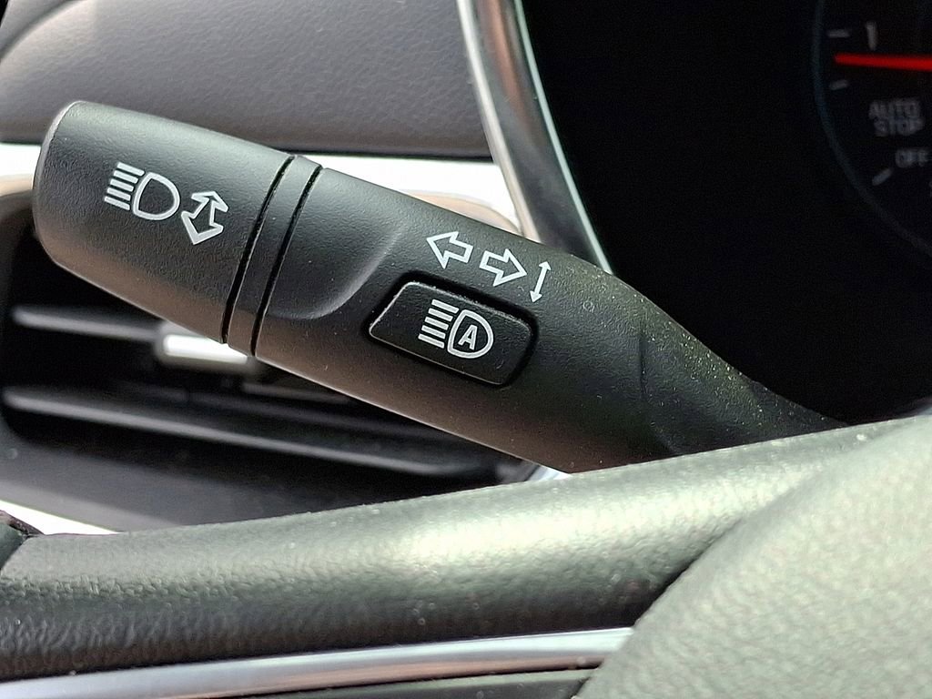 Used 2023 Chevrolet Equinox LT AWD/4WD image 23