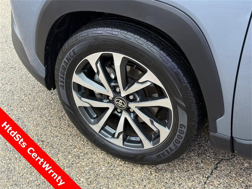 Used 2024 Toyota Corolla Cross XLE image 10