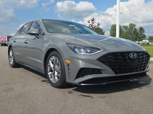 Used 2021 Hyundai Sonata SEL w/ Convenience Package