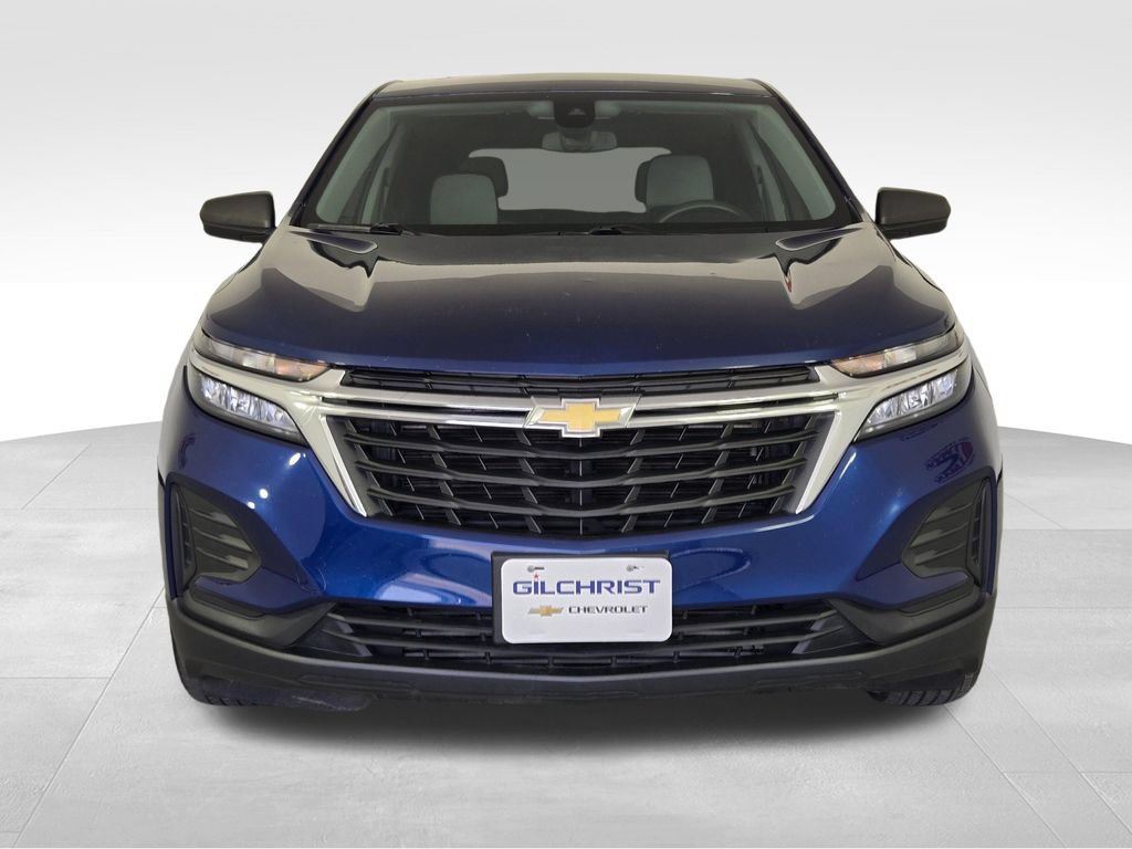 Used 2022 Chevrolet Equinox LS w/ LS Convenience Package FWD image 2