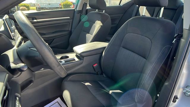 Used 2022 Nissan Altima 2.5 SV image 17