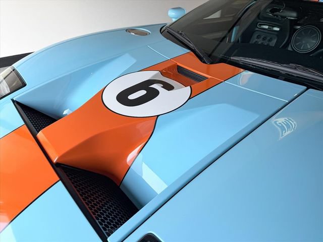 Used 2006 Ford GT RWD image 72
