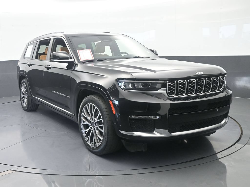Used 2023 Jeep Grand Cherokee L Summit AWD/4WD image 9