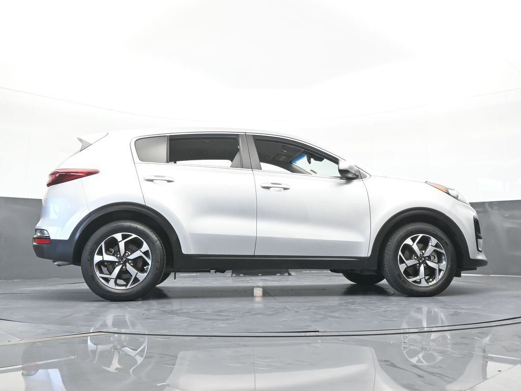 Used 2022 Kia Sportage LX image 25