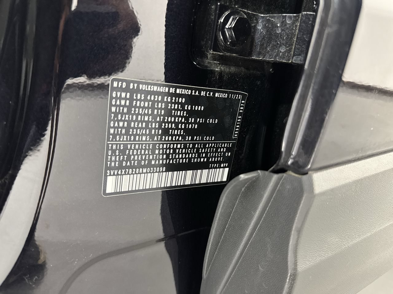 Used 2024 Volkswagen Taos SEL AWD/4WD image 38