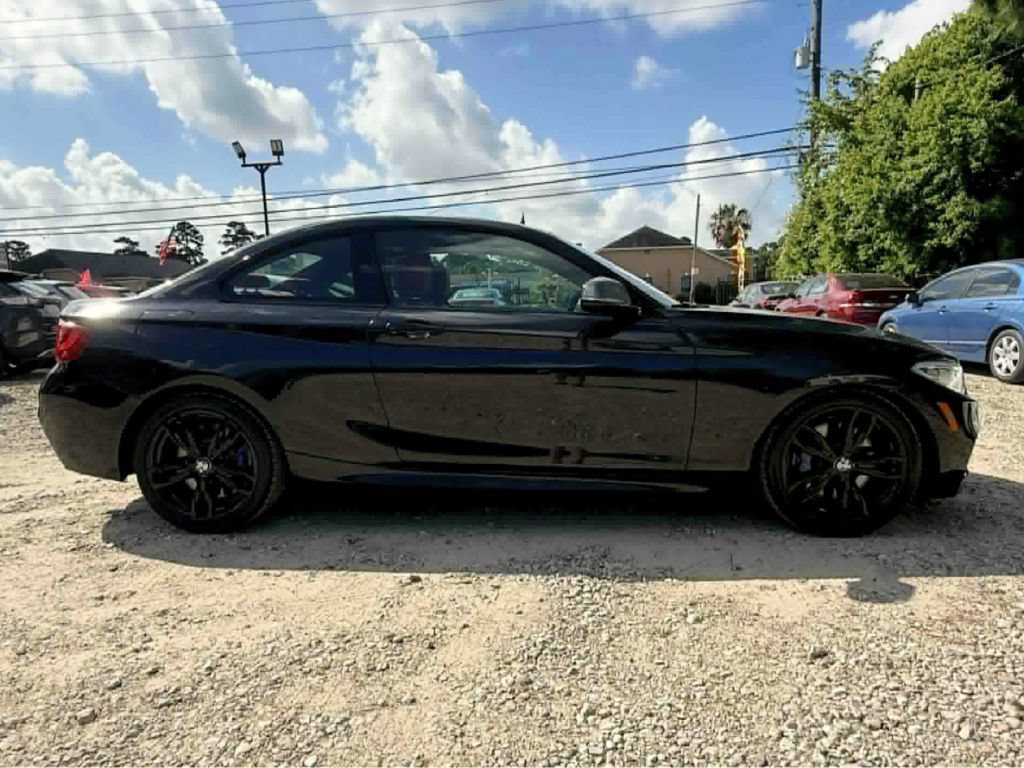 Used 2016 BMW M235i Coupe RWD image 4