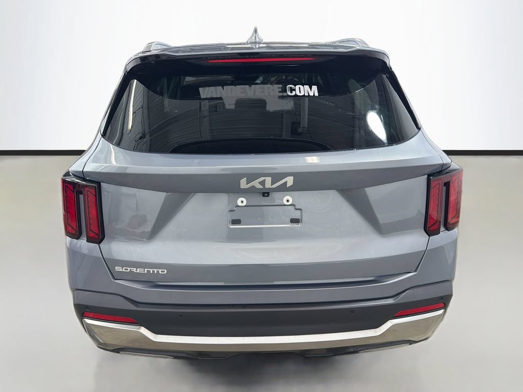 Used 2024 Kia Sorento S w/ Panoramic Sunroof Package FWD image 9