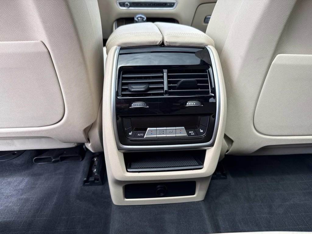 Used 2020 BMW X5 xDrive40i w/ Premium Package image 18