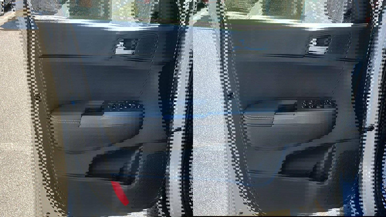 Used 2020 Kia Sportage LX w/ LX Popular Package AWD/4WD image 11