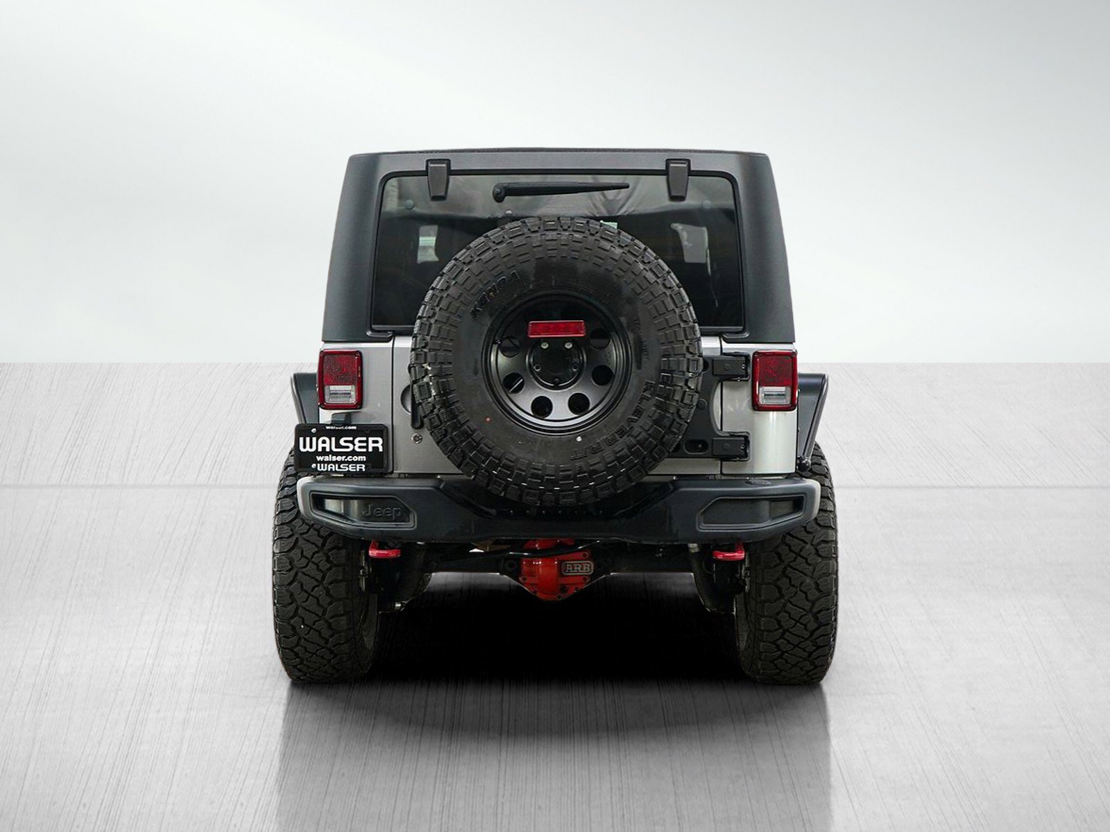 Used 2017 Jeep Wrangler Rubicon AWD/4WD image 4
