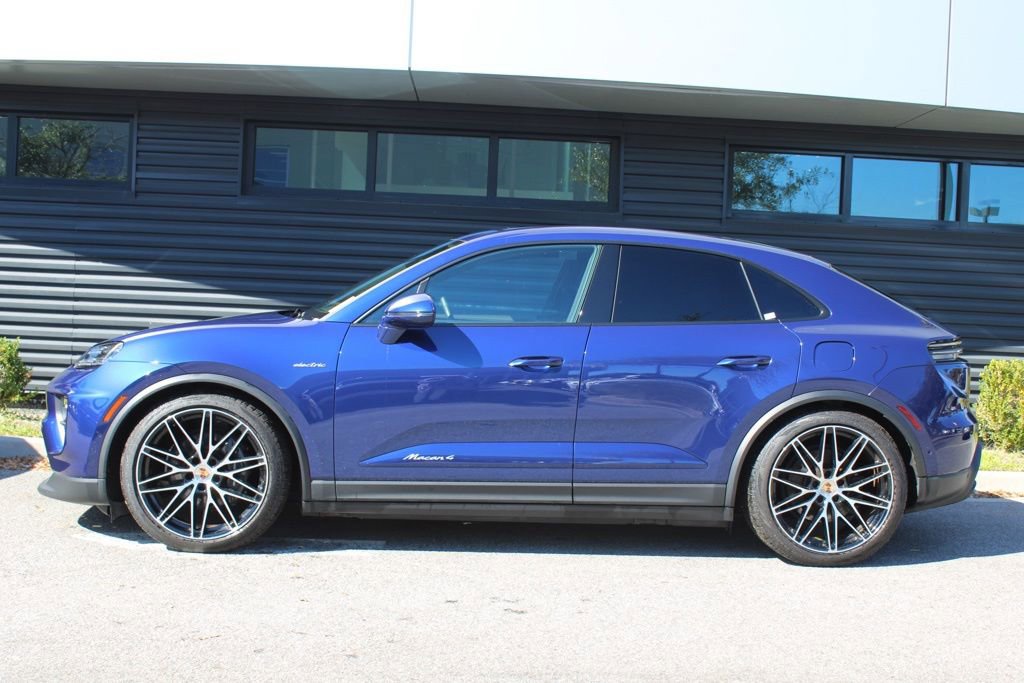 Certified 2024 Porsche Macan 4 Electric image 2