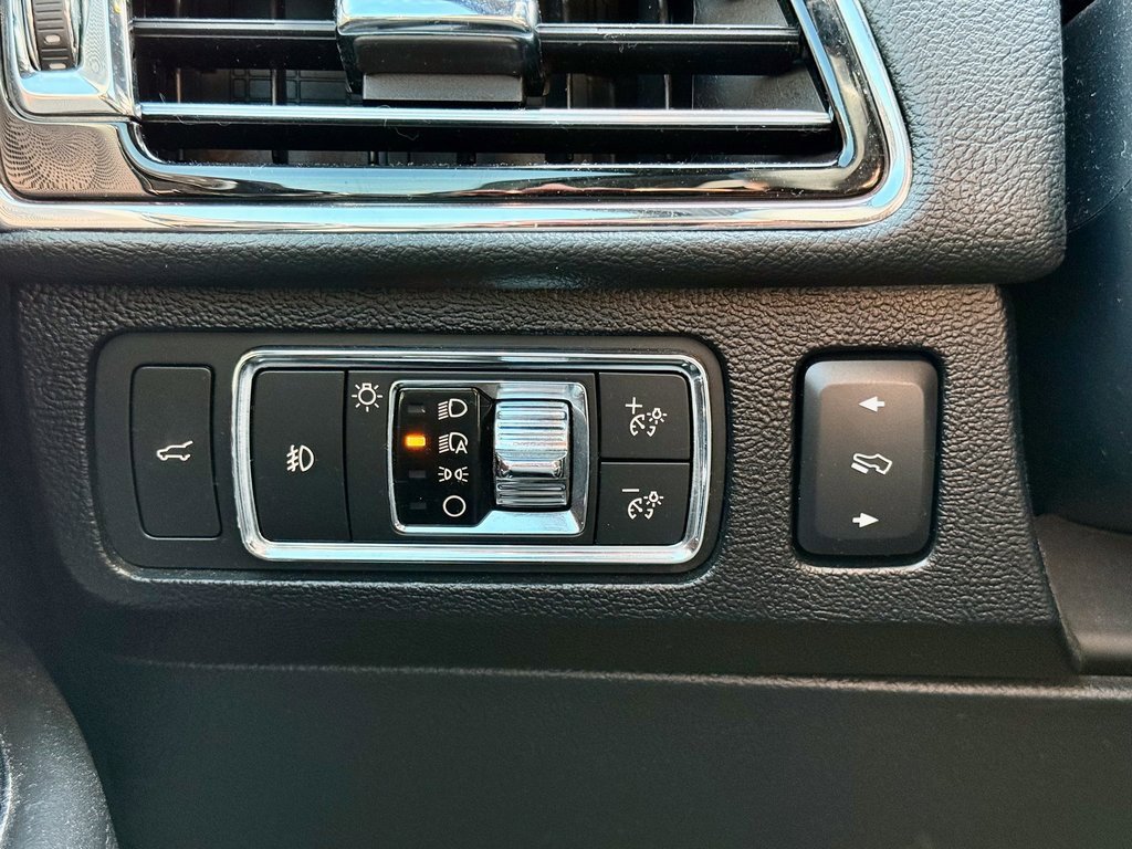 Used 2022 Lincoln Navigator L Reserve image 22