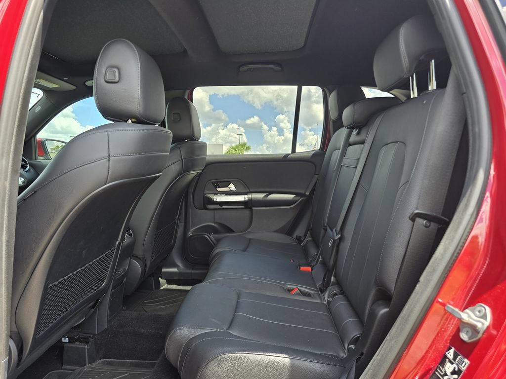 Used 2020 Mercedes-Benz GLB 250 4MATIC image 18