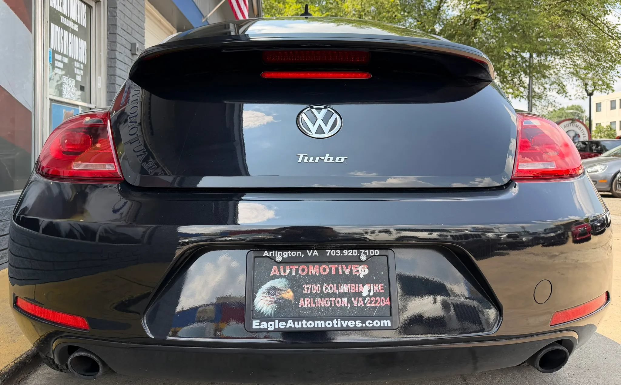 Used 2013 Volkswagen Beetle Turbo FWD image 4