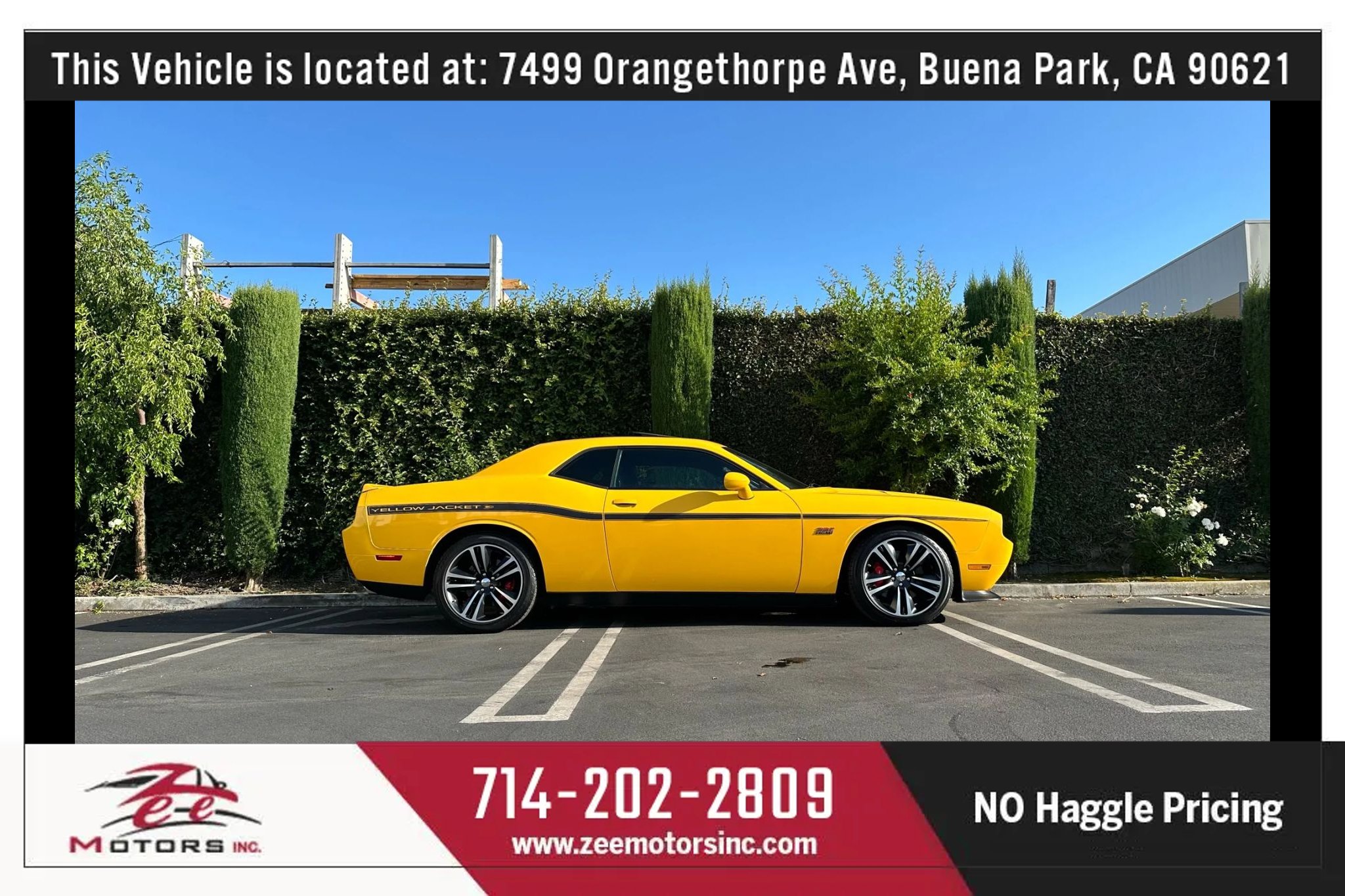 Used 2012 Dodge Challenger SRT8 Yellow Jacket w/ Premium Sound Group image 5
