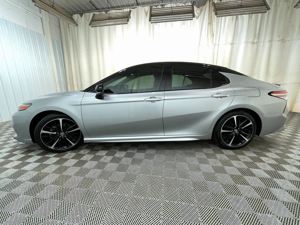 Used 2019 Toyota Camry XSE image 14