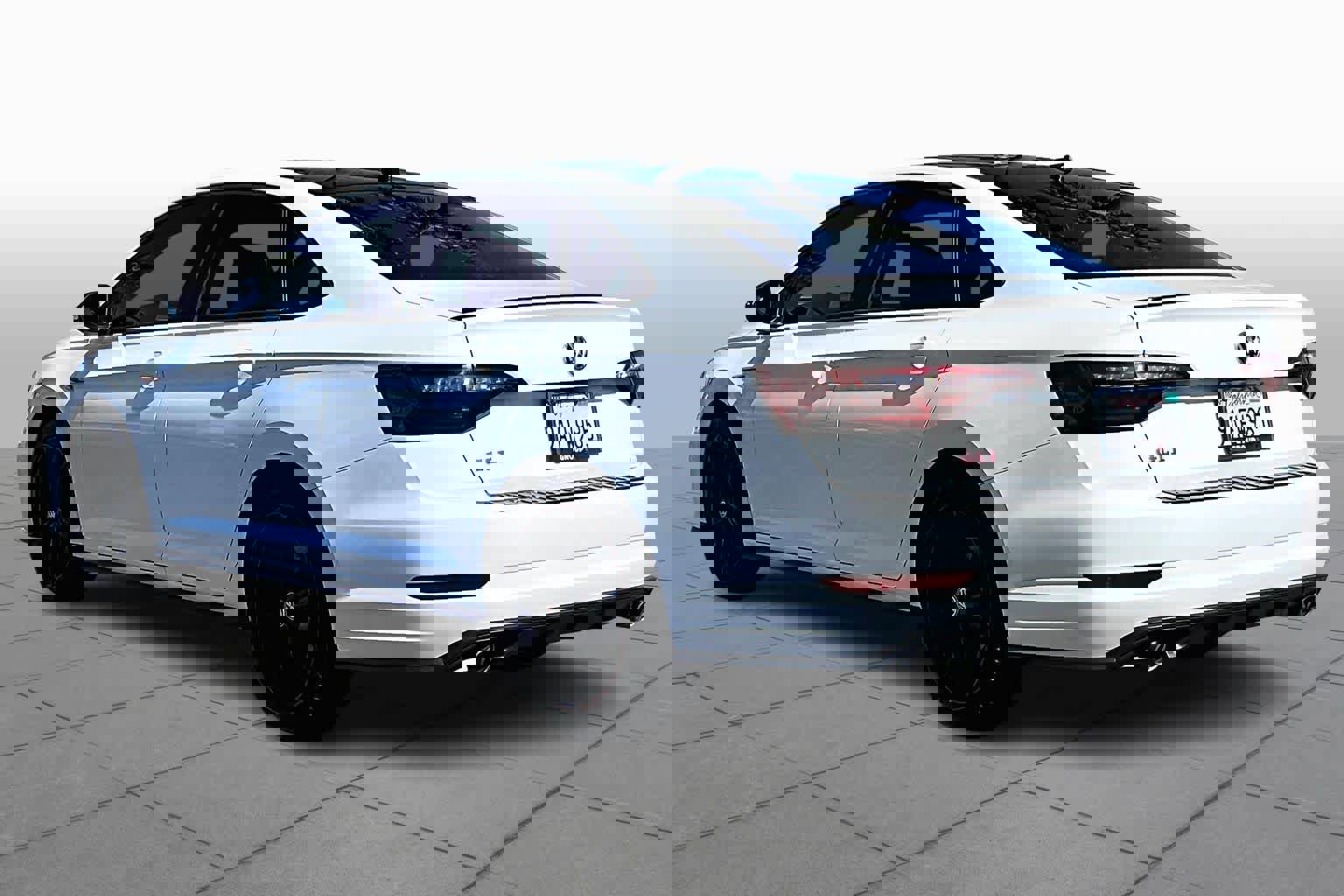 Used 2021 Volkswagen Jetta GLI Autobahn w/ GLI Autobahn Black Package image 11