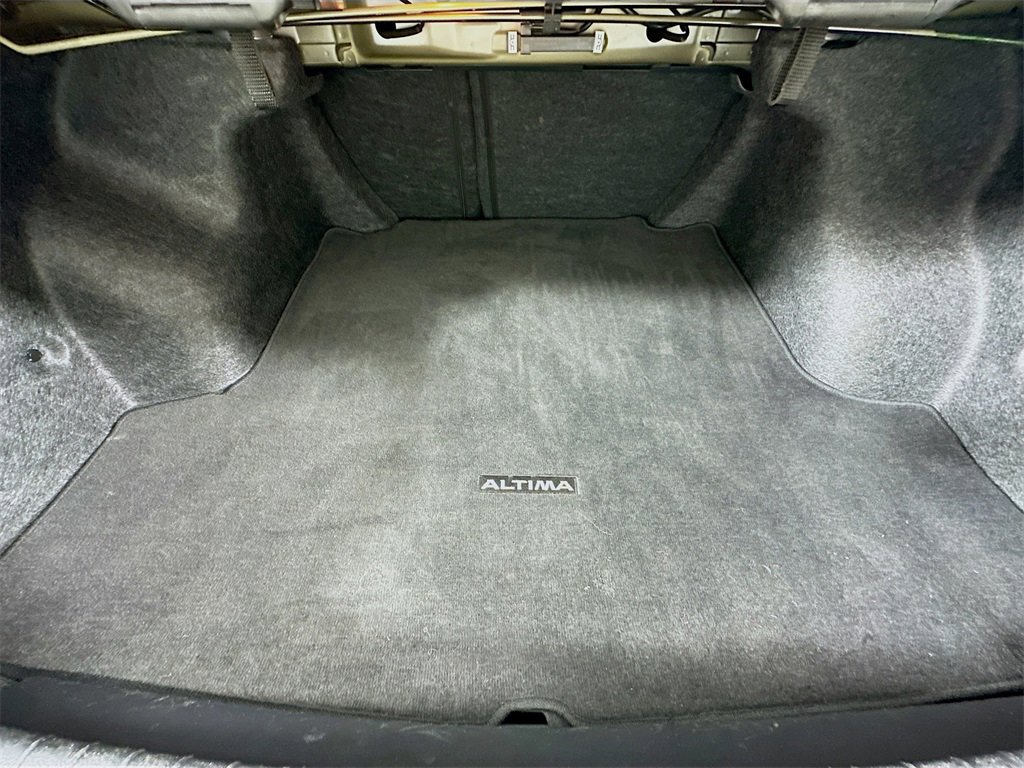 Used 2024 Nissan Altima 2.5 SV image 24