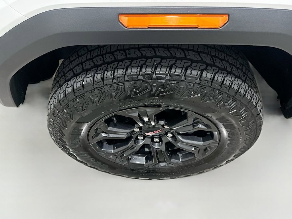 Used 2025 GMC Canyon Elevation w/ Convenience Package RWD image 31