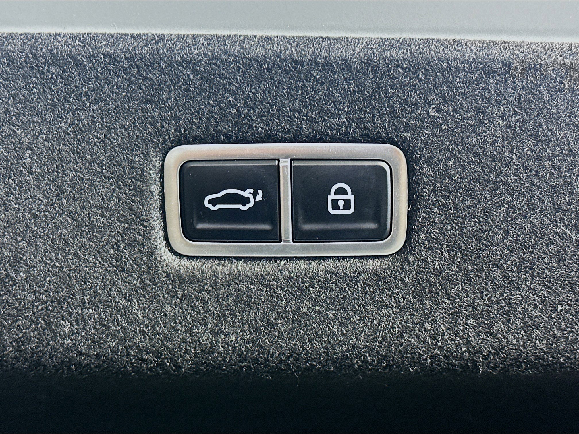 Used 2024 Hyundai Ioniq 6 SEL RWD image 31