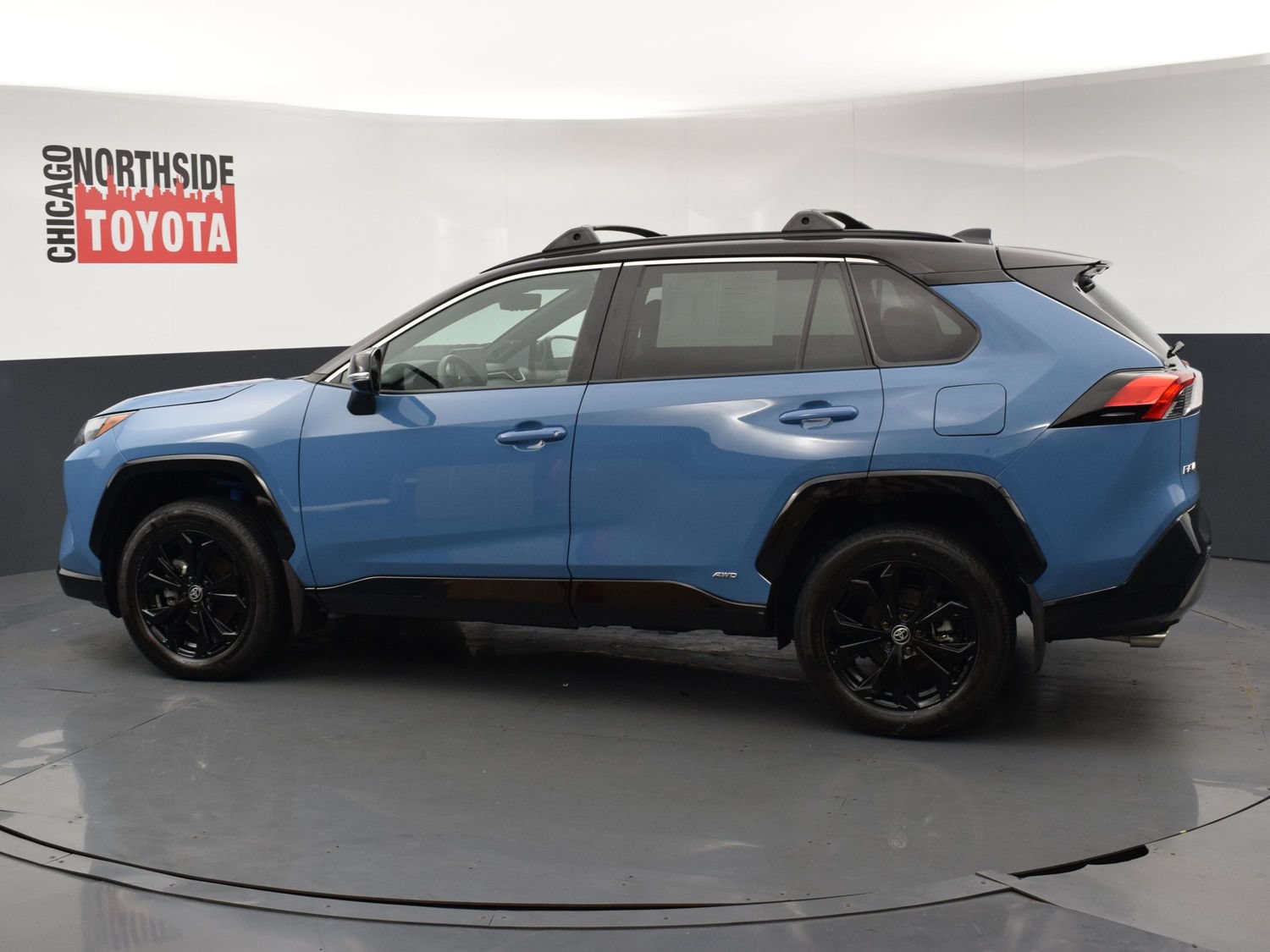 Used 2024 Toyota RAV4 XSE w/ Advanced Technology Package AWD/4WD image 2