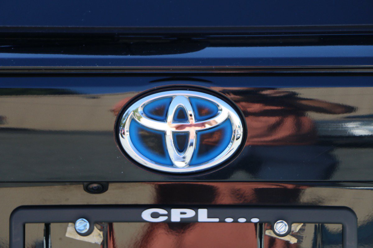 Used 2022 Toyota RAV4 SE AWD/4WD image 5
