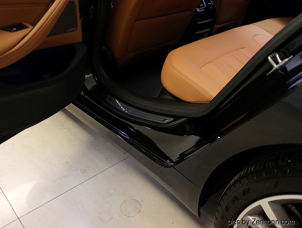 Certified 2023 BMW 530i xDrive w/ Premium Package image 27