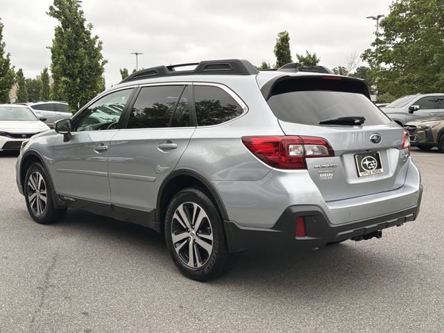 Used 2018 Subaru Outback 3.6R Limited AWD/4WD image 5