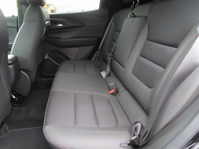 Certified 2023 Chevrolet TrailBlazer RS w/ Convenience Package image 31