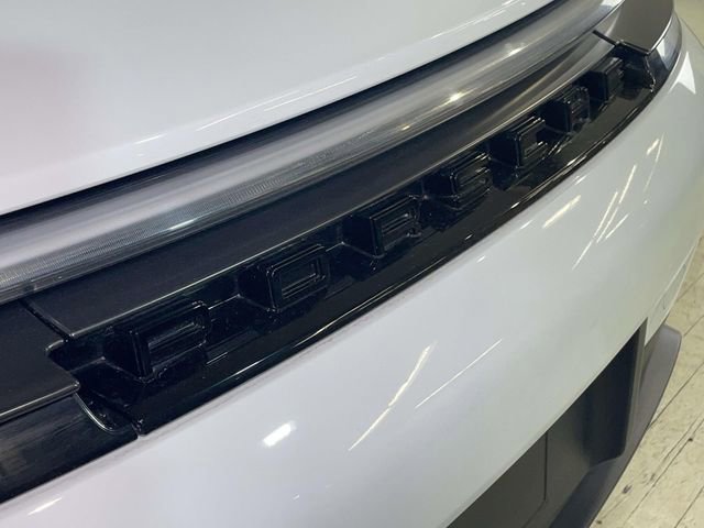 Certified 2025 Porsche 911 Carrera image 12