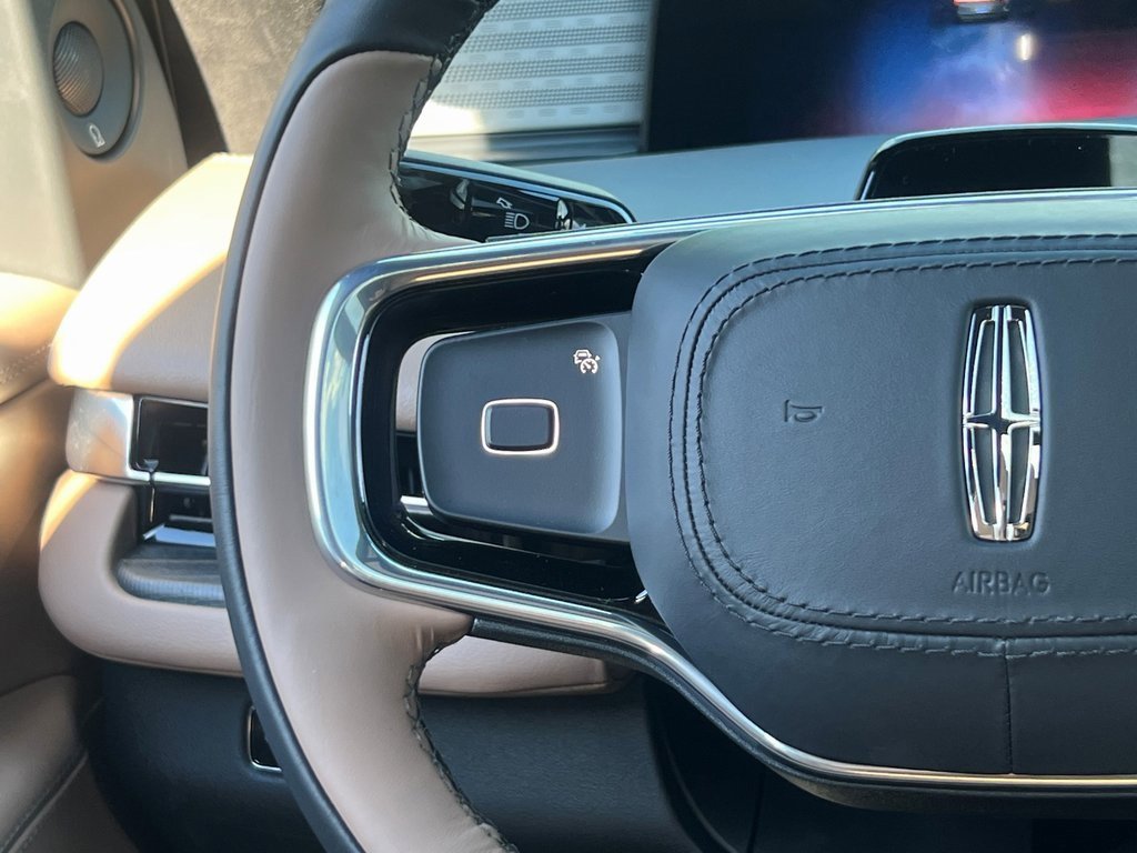 New 2026 Lincoln Navigator L Black Label image 24