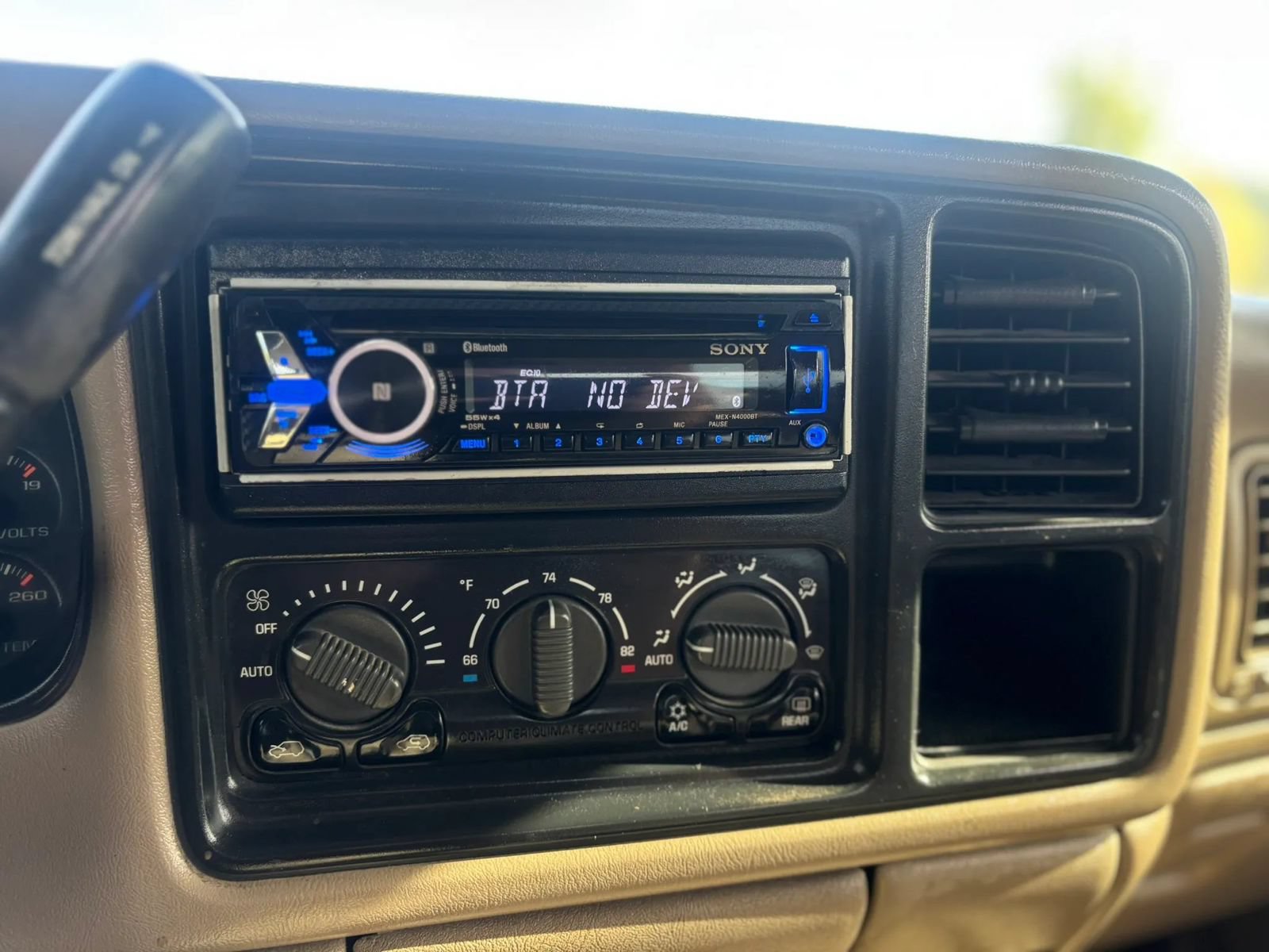 Used 2002 Chevrolet Silverado 1500 LT AWD/4WD image 21
