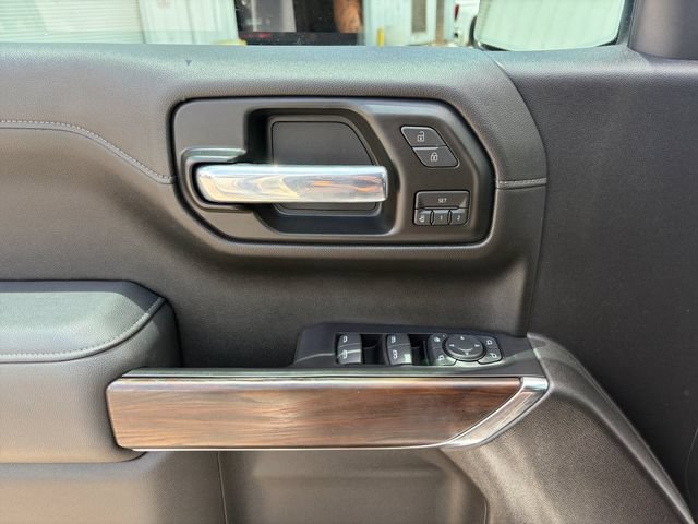 Used 2021 GMC Sierra 1500 SLT RWD image 4