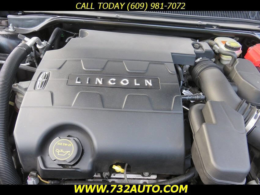 Used 2016 Lincoln MKS image 21