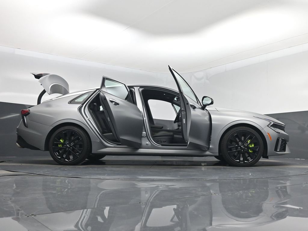Used 2025 Kia K5 GT w/ GT1 Package image 7