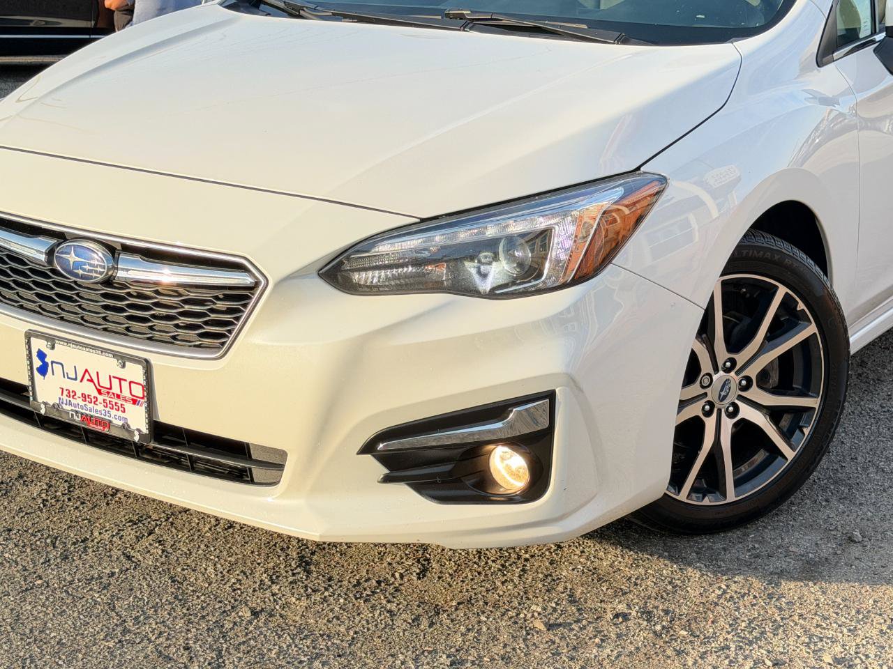 Used 2017 Subaru Impreza 2.0i Limited w/ Moonroof/BSD & Rcta/Eyesight AWD/4WD image 92