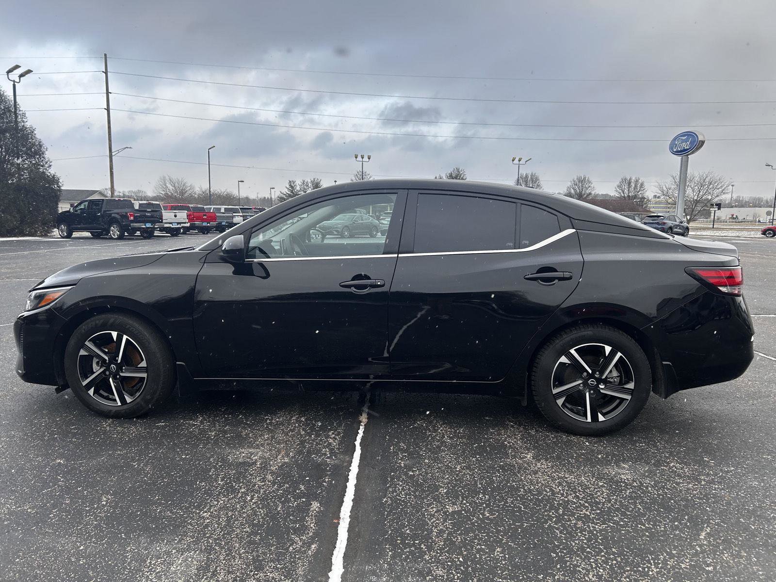 Used 2025 Nissan Sentra SV image 8