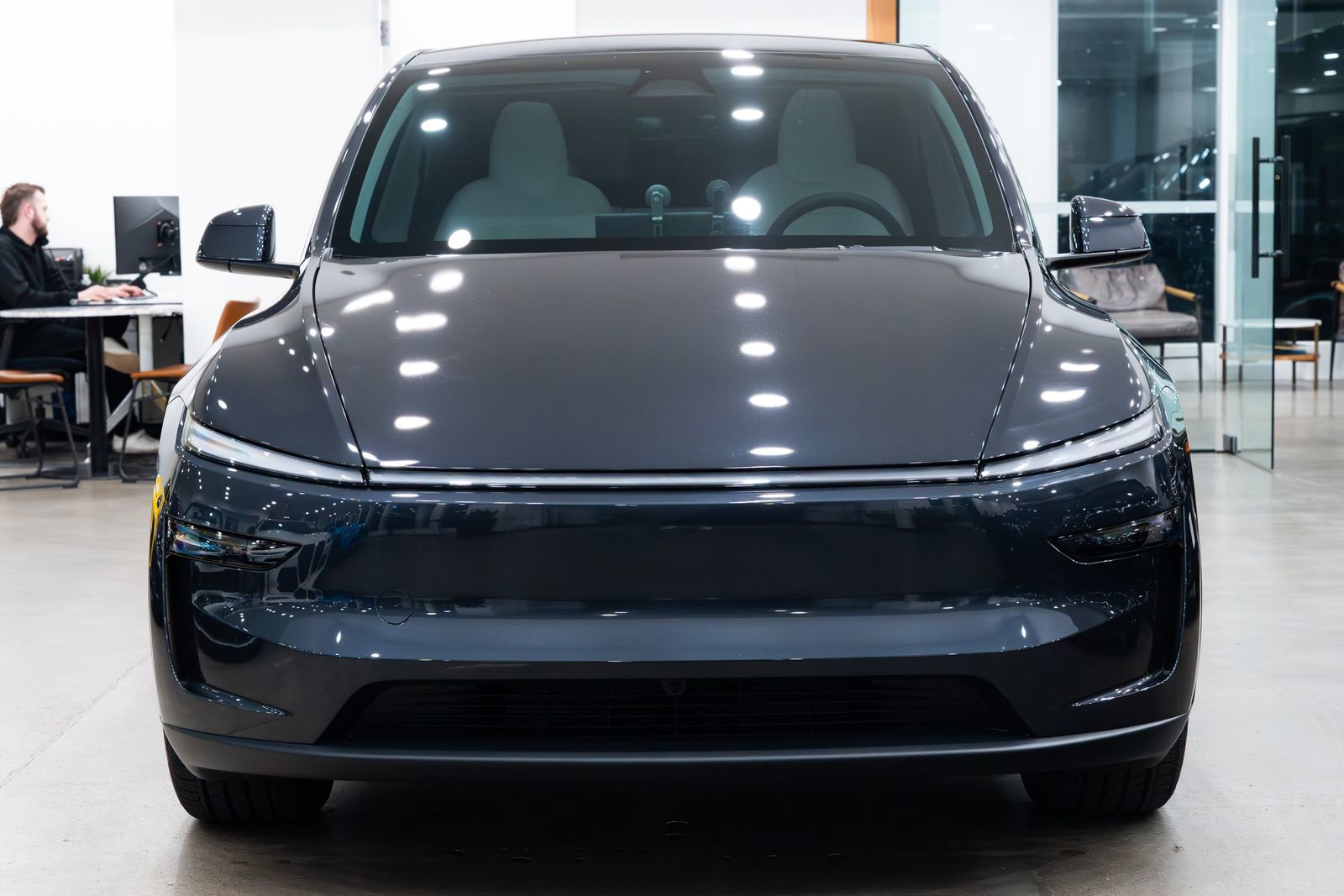 Used 2026 Tesla Model Y Long Range image 2