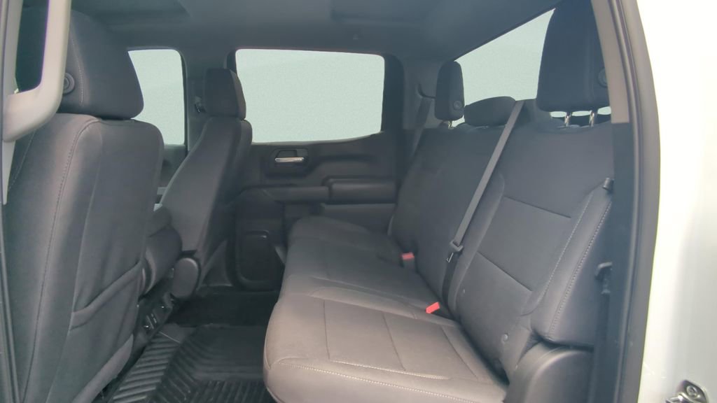 Used 2026 Chevrolet Silverado 1500 Custom Trail Boss w/ LPO, Dark Essentials Package image 18