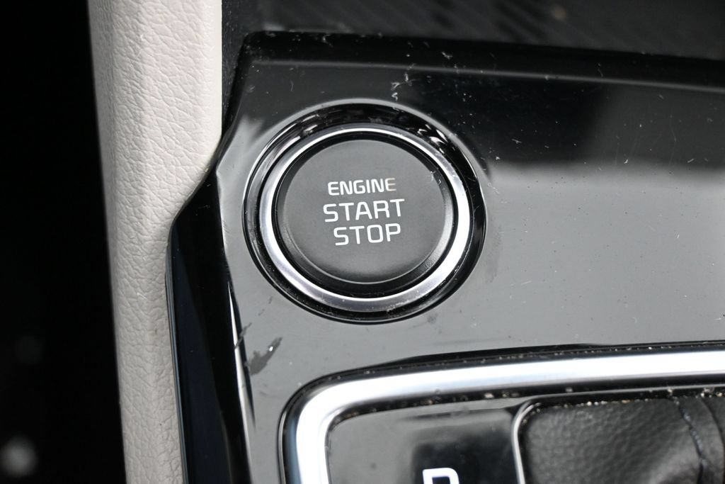 Used 2024 Kia Sportage EX FWD image 25