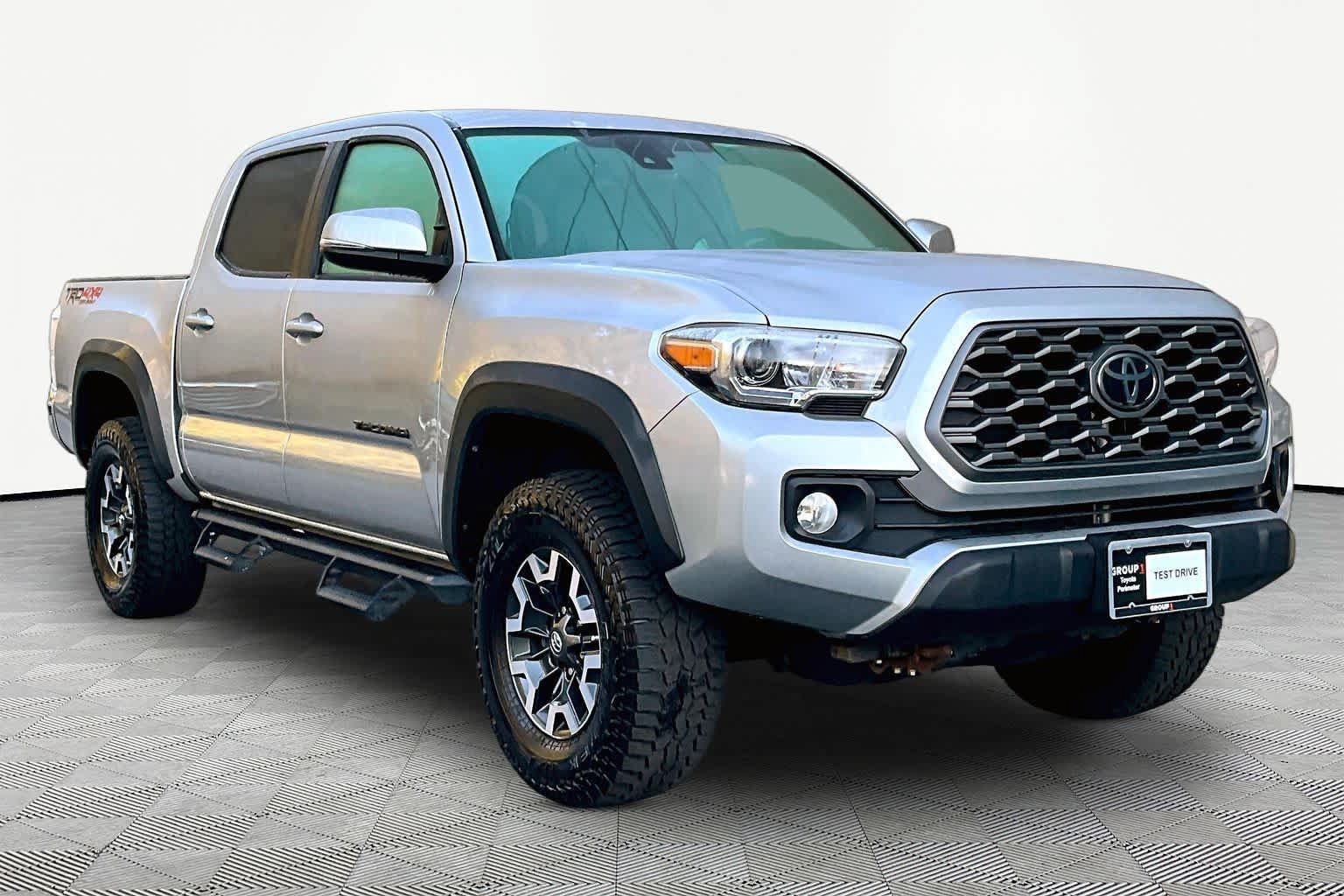 Used 2023 Toyota Tacoma TRD Off-Road w/ Black Out Package (TMS) AWD/4WD image 3