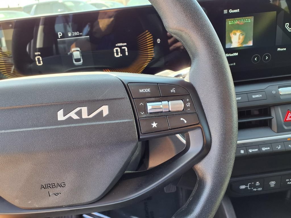 Used 2025 Kia K4 FWD image 18
