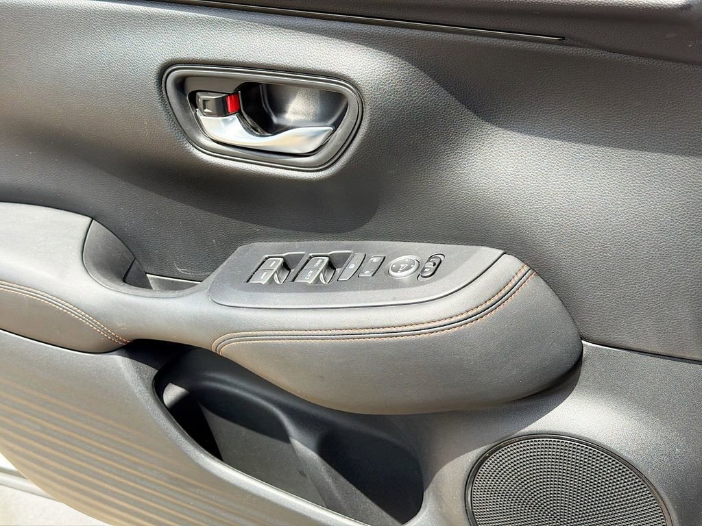 Used 2024 Honda HR-V Sport image 21